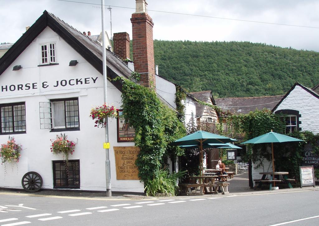 The Horse & Jockey Inn ไนท์ตัน ภายนอก รูปภาพ