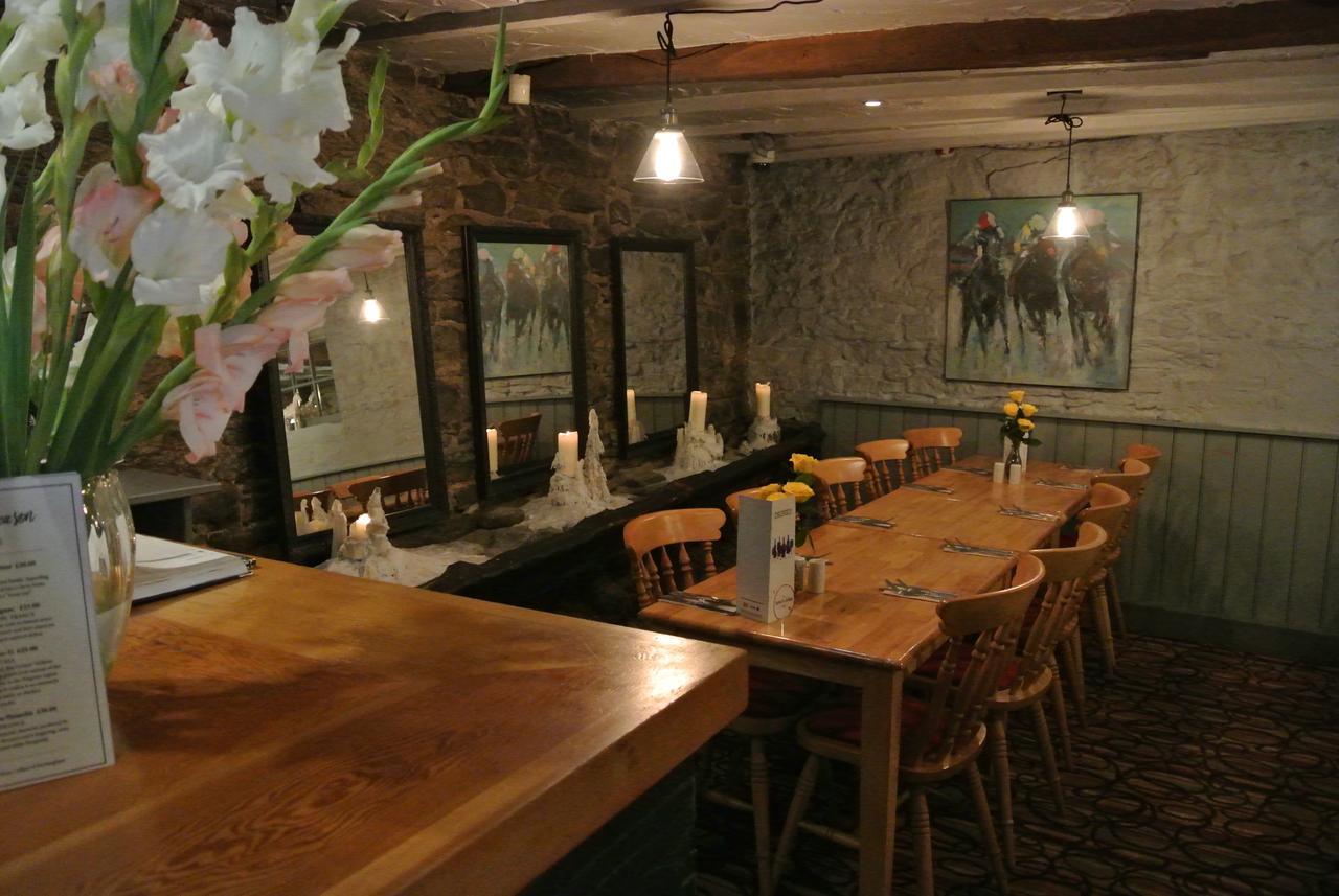 The Horse & Jockey Inn ไนท์ตัน ภายนอก รูปภาพ