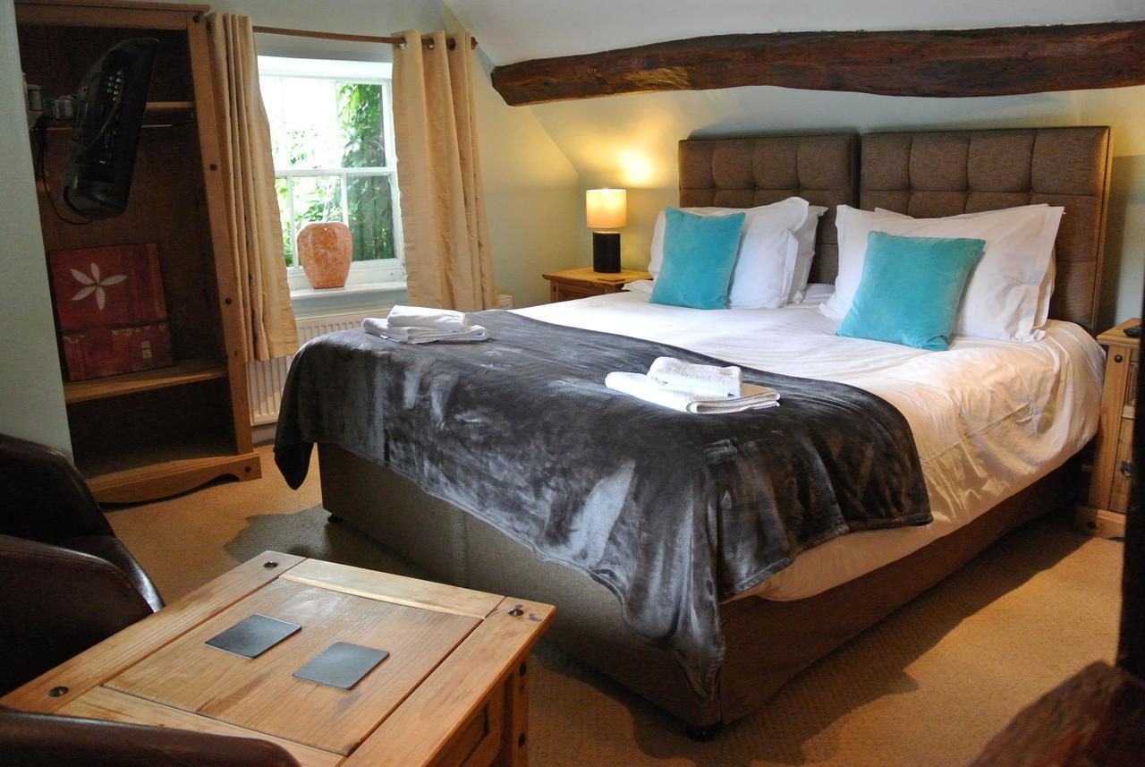 The Horse & Jockey Inn ไนท์ตัน ภายนอก รูปภาพ