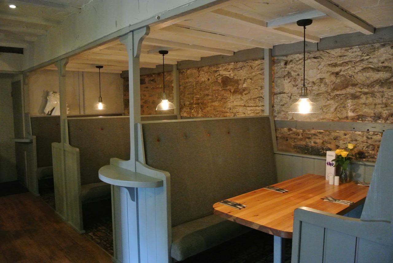The Horse & Jockey Inn ไนท์ตัน ภายนอก รูปภาพ